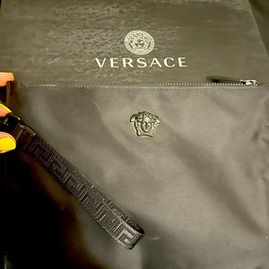 Versace clutch in nylon , carefree